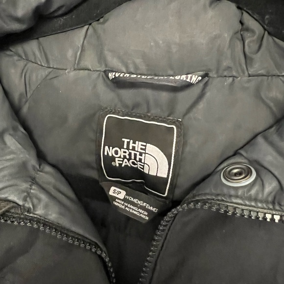 North face down filled parka, size small. - Picture 4 of 4